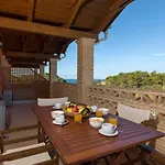 Apartment Anemomylos - Private Pool, Family Escape, By Zantewize *