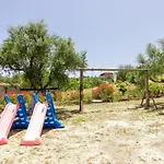 Apartment Anemomylos - Private Pool, Family Escape, By Zantewize Vasilikos (Zakynthos)