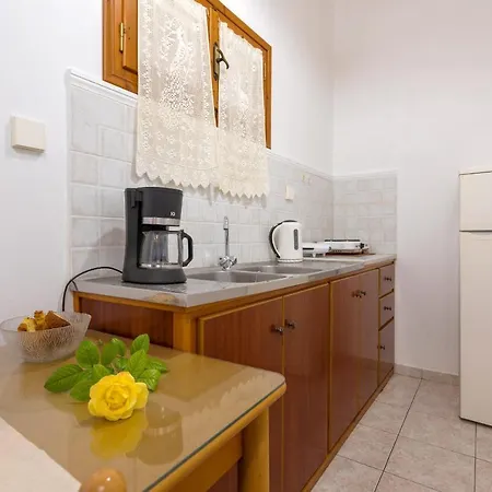 Anemomylos - Private Pool, Family Escape, By Zantewize Apartment