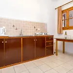 Anemomylos - Private Pool, Family Escape, By Zantewize