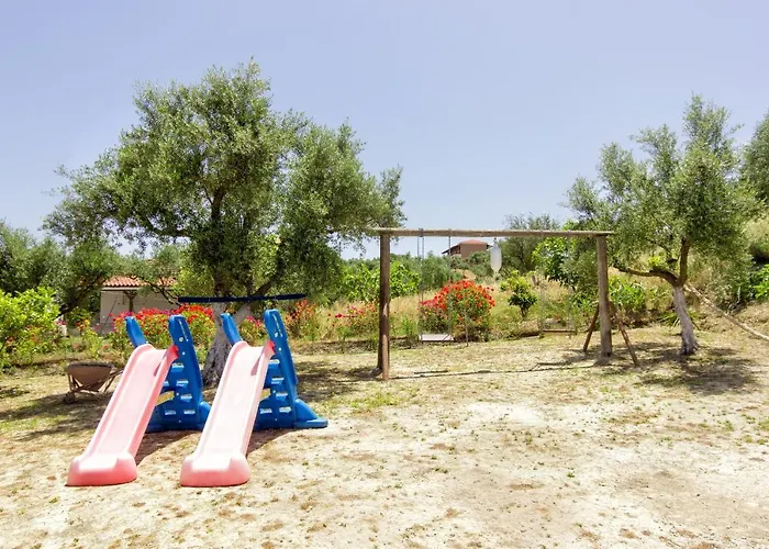 Apartman Anemomylos - Private Pool, Family Escape, By Zantewize Vasilikí